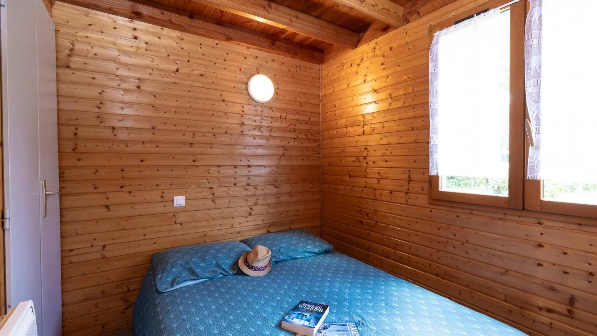 Camping Le Lac Des Sapins Cublize 营地