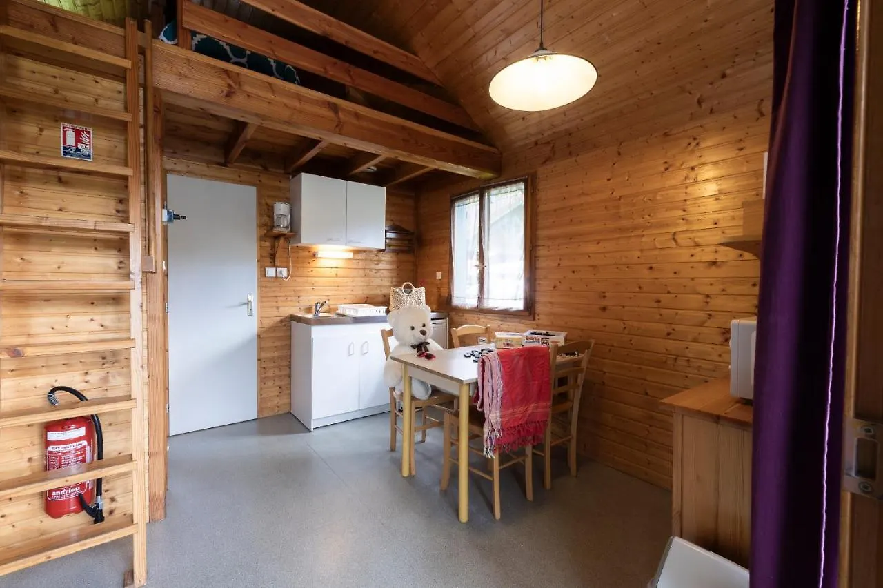 Campsite Camping Le Lac Des Sapins Cublize