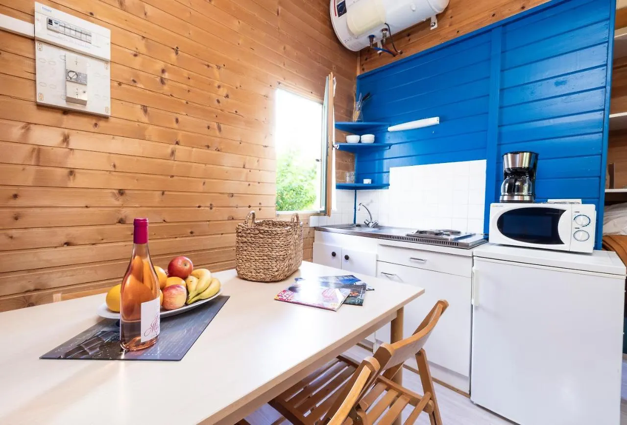 Camping Le Lac Des Sapins Cublize Campsite